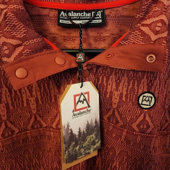 1/4 Snap Button Pullover ( RED ) Avalanche Outdoor Supply Rossmore Shirt - Picture 4 of 5